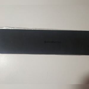 SteelSeries Black Wrist Rest